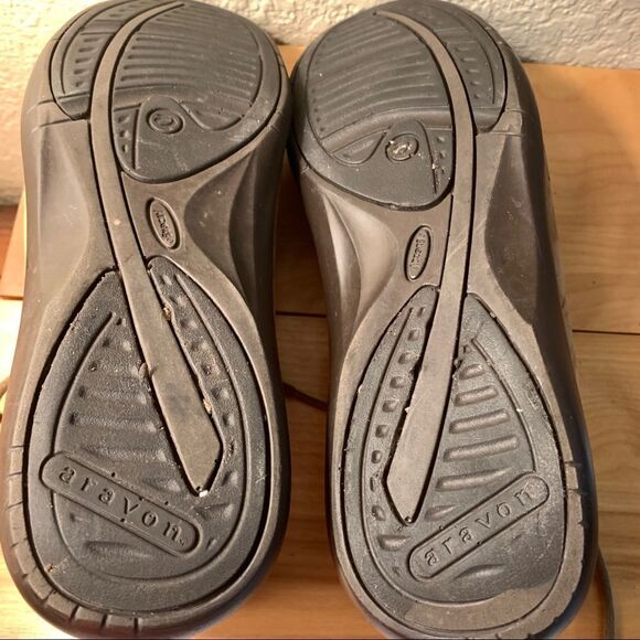 Aravon by New Balance Farren Nubuck Suede Lace Up Walking Shoes size 9 - Picture 7 of 8